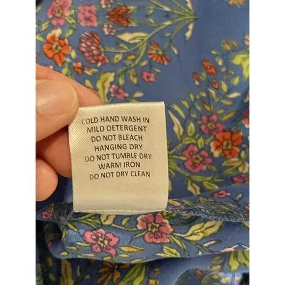 Olivaceous Womens Blouse Sz Small Satin Floral Button down Blue Spring Summer - Picture 10 of 16